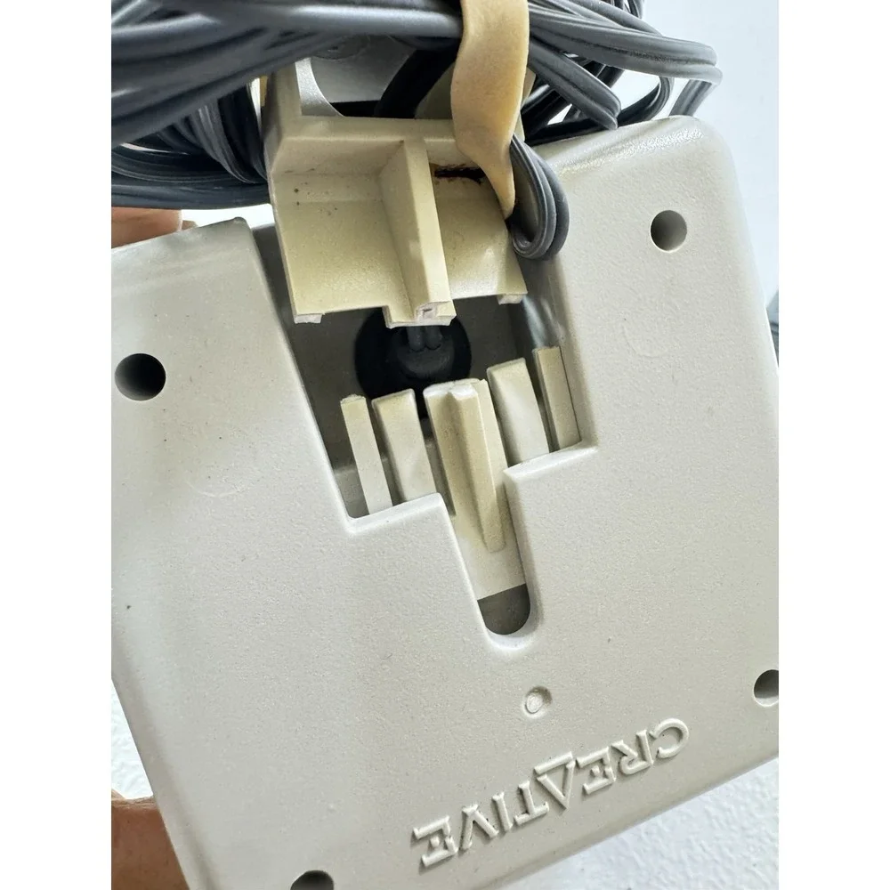Cambridge Soundworks Desktop Computer Speakers Beige Cables OLDSTOCK‎ FLAW